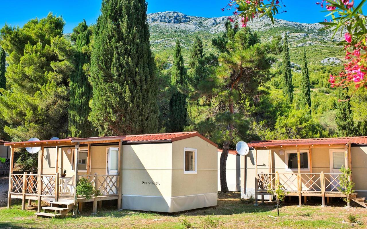 Semesterpark Mobile Homes Camp Perna - Adriatic Kampovi