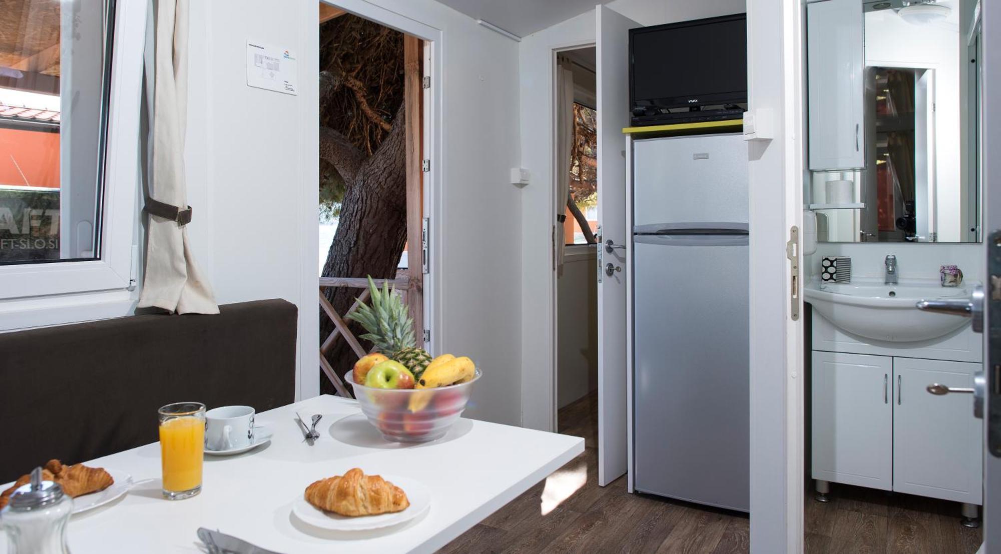 Park za odmor Mobile Homes Camp Perna - Adriatic Kampovi 3*