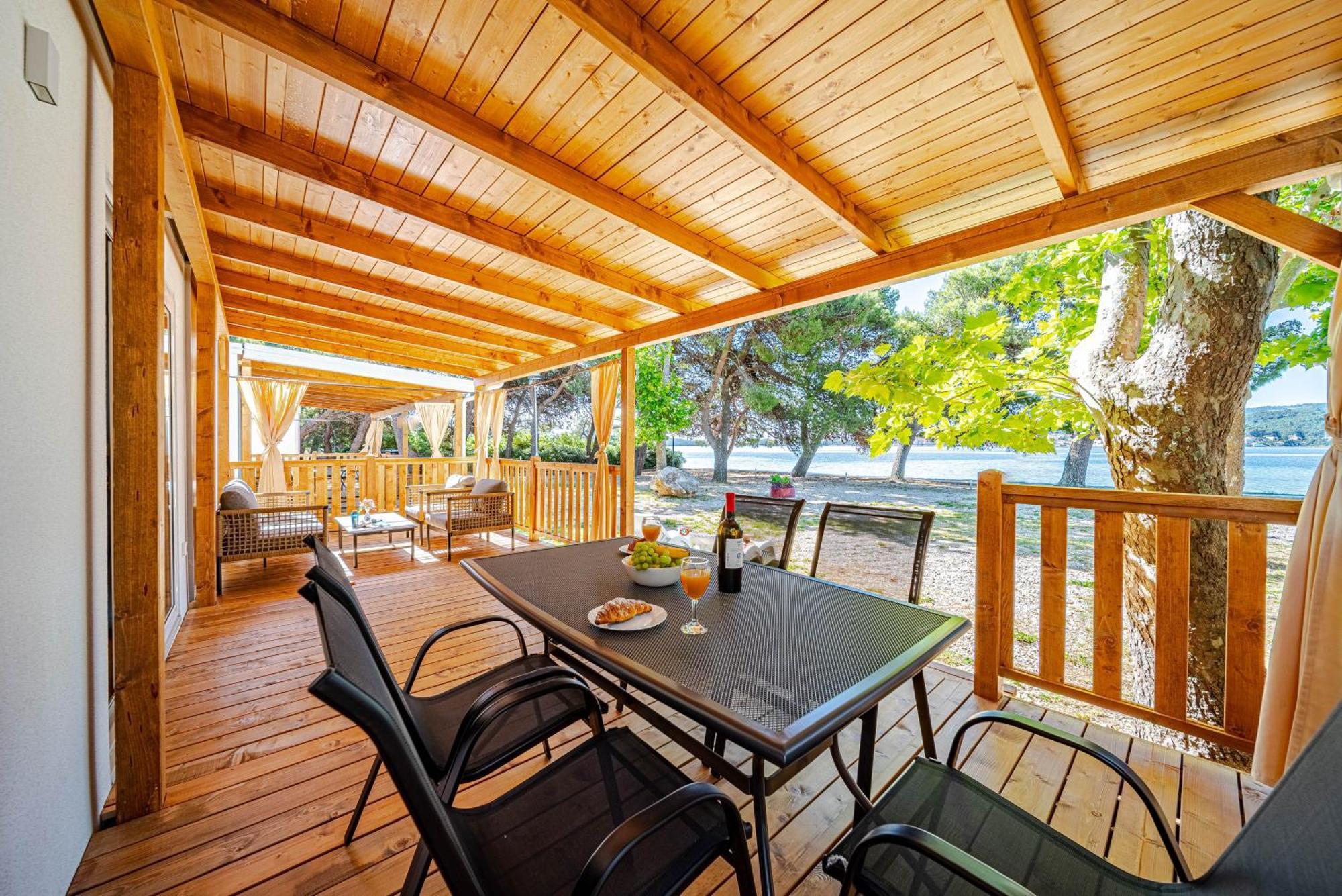 Mobile Homes Camp Perna - Adriatic Kampovi 3*