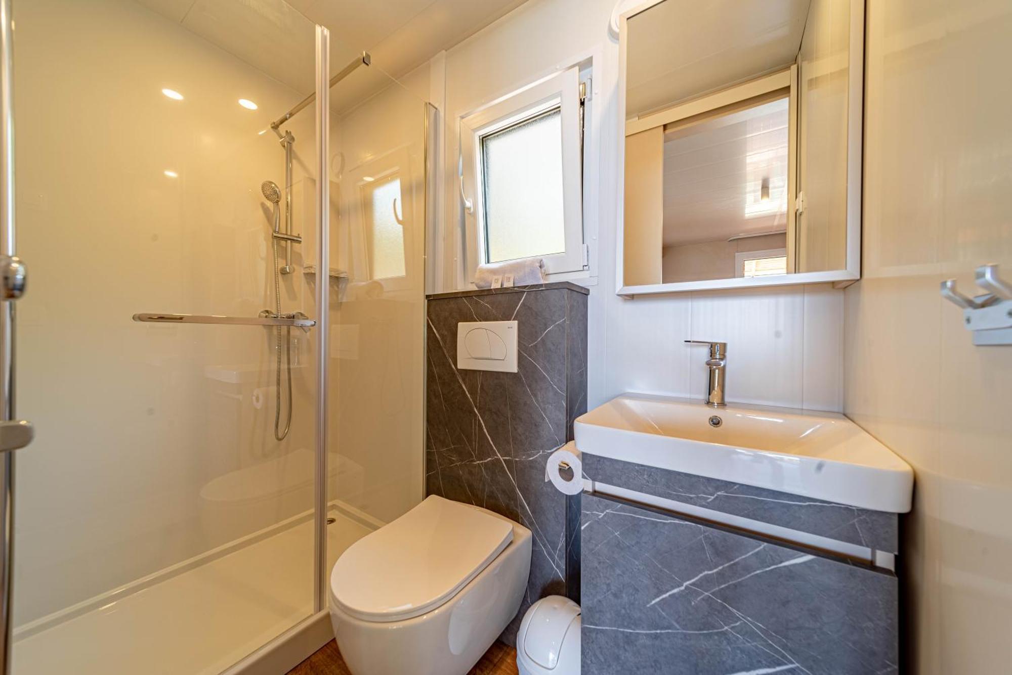 Mobile Homes Camp Perna - Adriatic Kampovi Ferienpark 3*