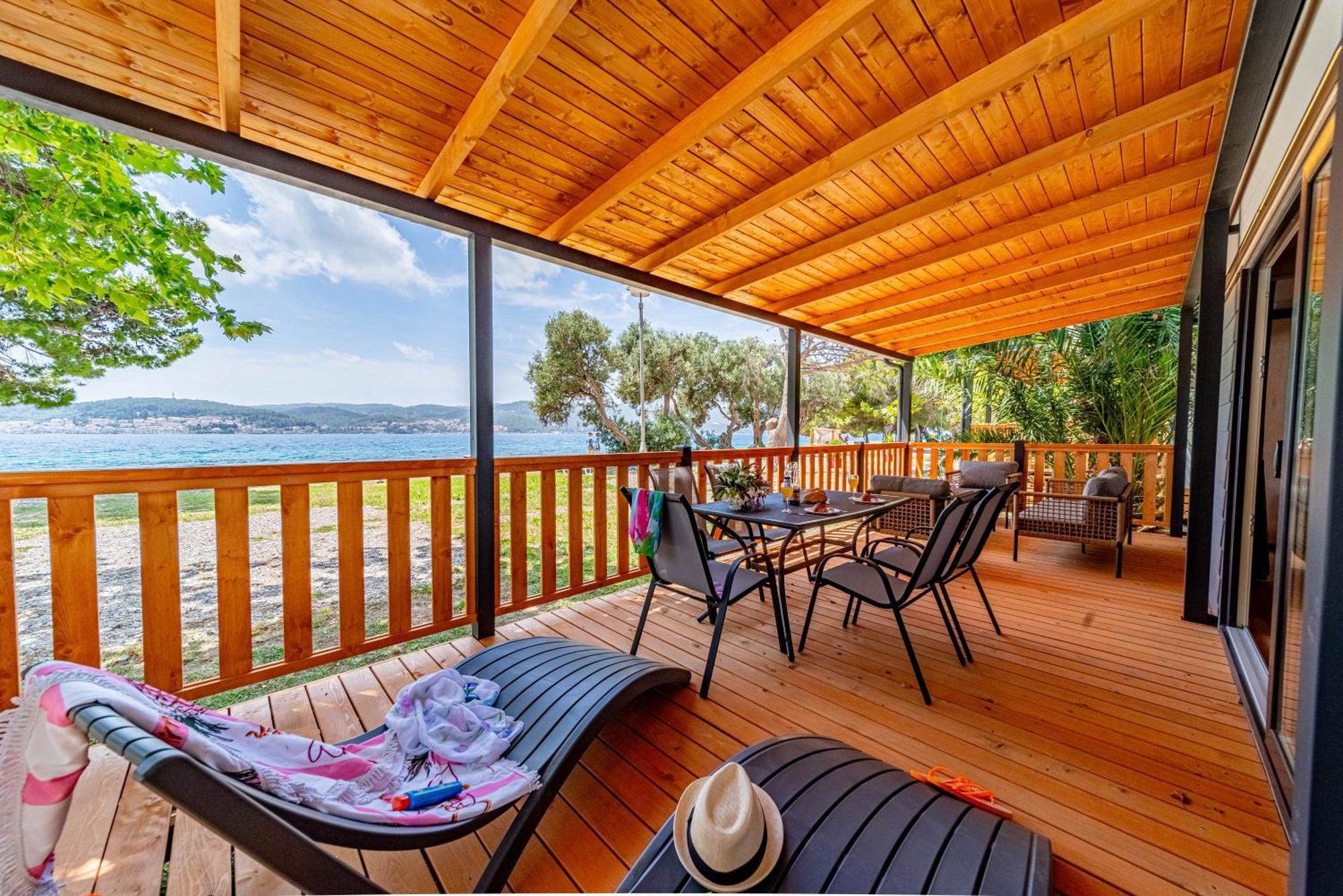 Ferienpark Mobile Homes Camp Perna - Adriatic Kampovi 3*