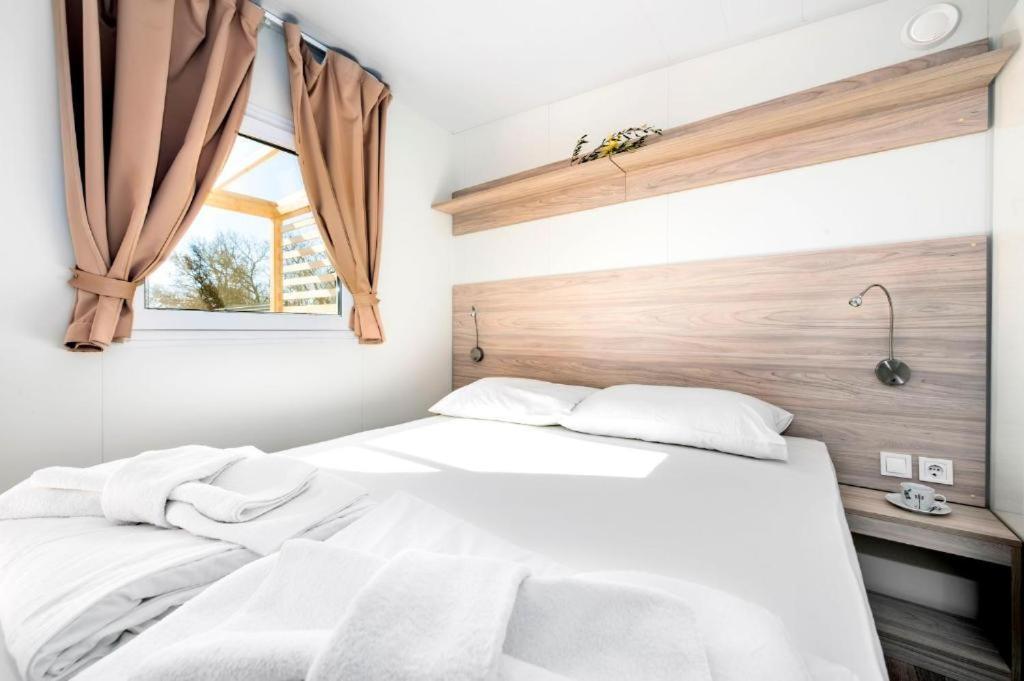 Ferienpark Mobile Homes Camp Perna - Adriatic Kampovi 3*