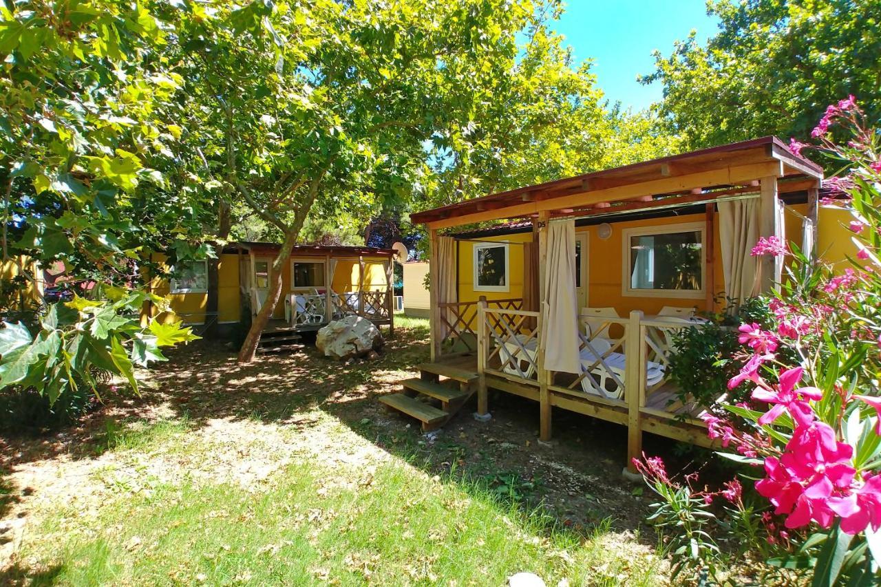 Ferienpark Mobile Homes Camp Perna - Adriatic Kampovi 3*